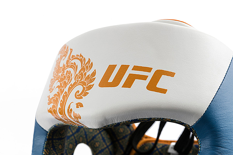 UFC Premium True Thai Шлем для бокса, цвет синий, размер M