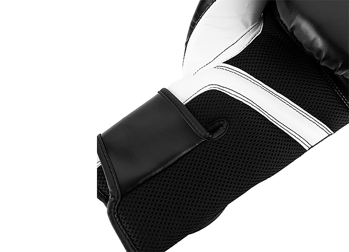 UFC Pro Fitness Перчатки тренировочные для спарринга черные - 8 Oz